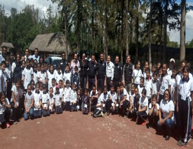 Conviven con ni&ntilde;os
