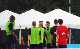 Neymar pelea en entrenamiento