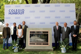 El Ing. David Aysa expresó su entusiasmo al develar la placa en homenaje al gran legado de Humboldt