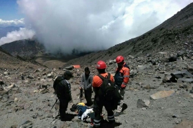 Las condiciones del clima para el día de hoy se reportan con cielo despejado lo cual puede facilitar la búsqueda del montañista