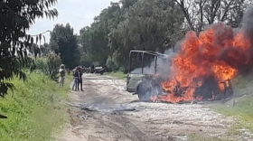 Además en la zona se implementó un fuerte operativo donde participan uniformados de la Guardia Nacional 