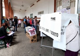 La dificultad geográfica, abundó.