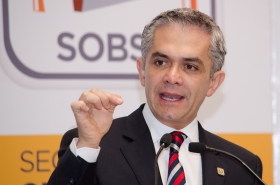 Mancera: la gente espera algo más que sólo PRD-PAN