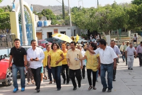 Los ciudadanos de la comunidad cuentan con el líquido vital una sola vez al mes