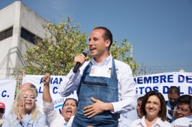 Mario Riestra recorre la Central de Abasto, resalta trabajo con la sociedad poblana