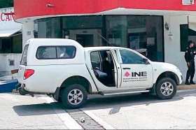 La policía recuperó una de las camionetas.