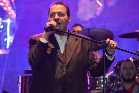 Julio Preciado se present&oacute; con &eacute;xito en el Foro Art&iacute;stico de la Feria de Puebla