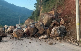 Maquinaria ya labora en la zona  