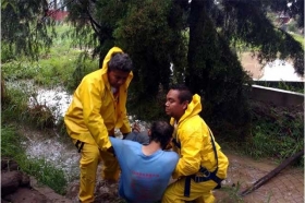 Bomberos de la SSPE lograron rescatar al hombre