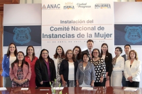  se comprometieron a consolidar una agenda nacional que contribuya a mejorar las condiciones de vida y trabajo de las mujeres