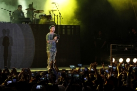  J. Balvin interpretó temas que hicieron vibrar y bailar a la audiencia como “Safari”, “6 a.m.” “Otra vez”, “Bobo”, “Sigo extrañándote”, “Bajo la luna&quot;