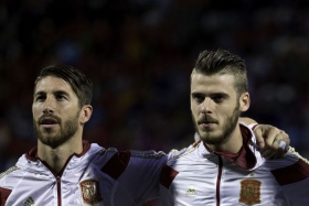 Sergio Ramos y David De Gea.